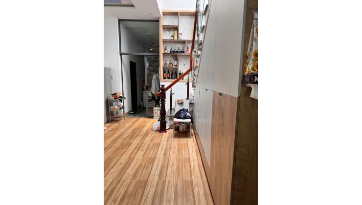 Bán nhà 1 trệt 1 lầu hẻm Xóm Chiếu, gần KĐT Vĩnh Điềm Trung, 100m², giá 3,9 tỷ